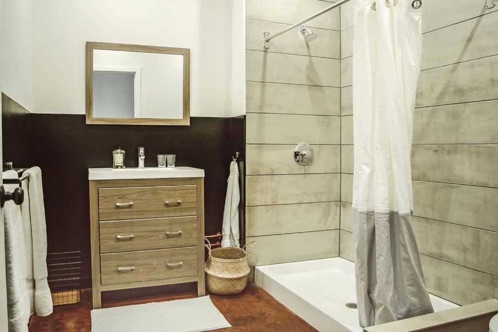 Rail Park Downtown Studio, Amazing Views, Contactless Check-In Philadelphia Luaran gambar